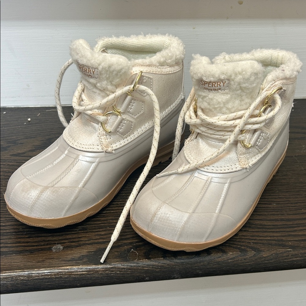 Sperry Kids Port Alpine White Gold Tan Rain & Snow Boots 13